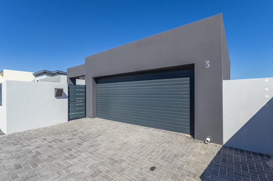 3 Bedroom Property for Sale in Sandown Western Cape